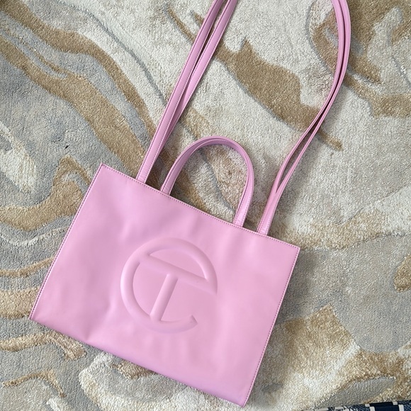 Telfar medium Tote in Bubble gum - Picture 1 of 5